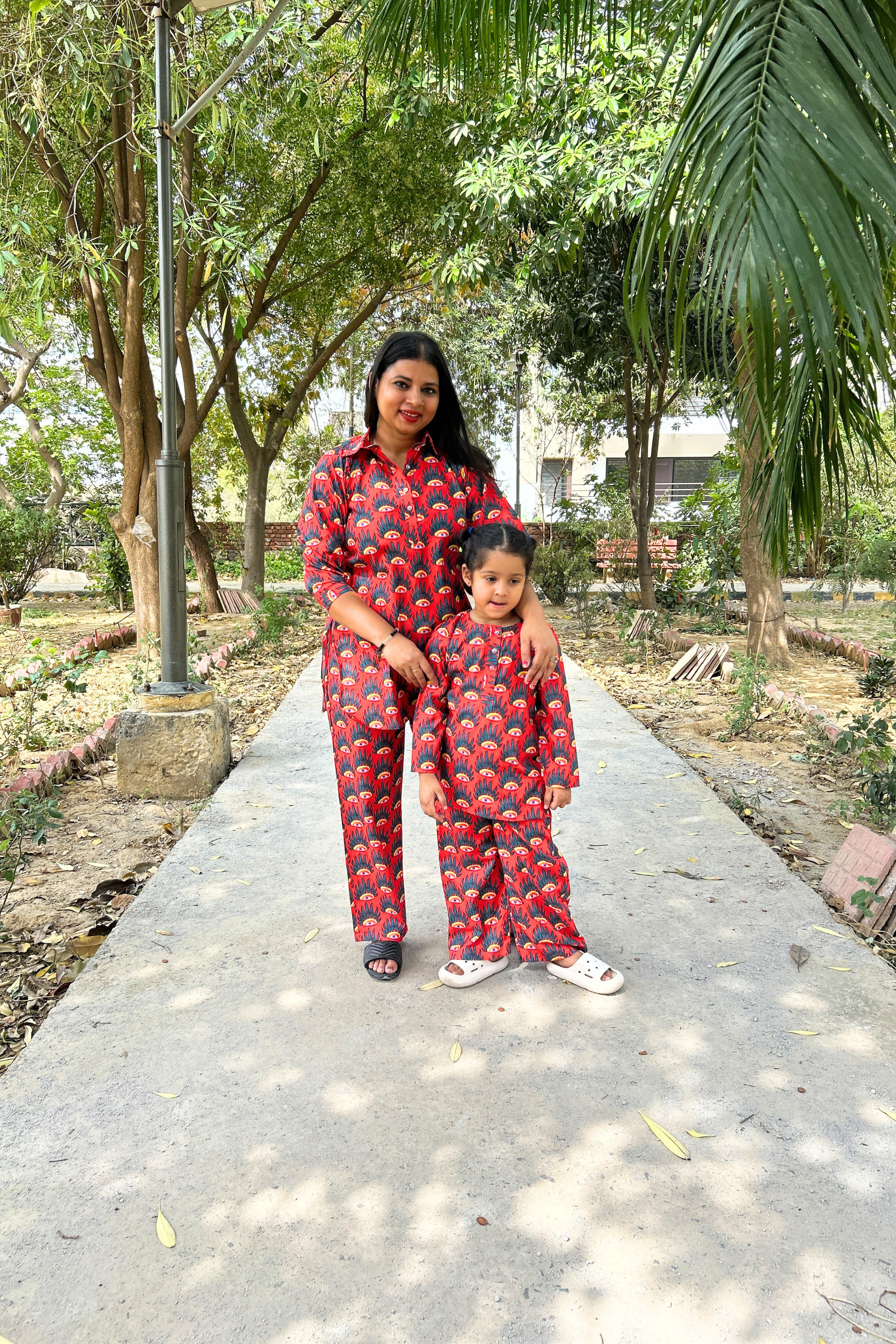 Kind Eye Lounge Wear Twinning Combo