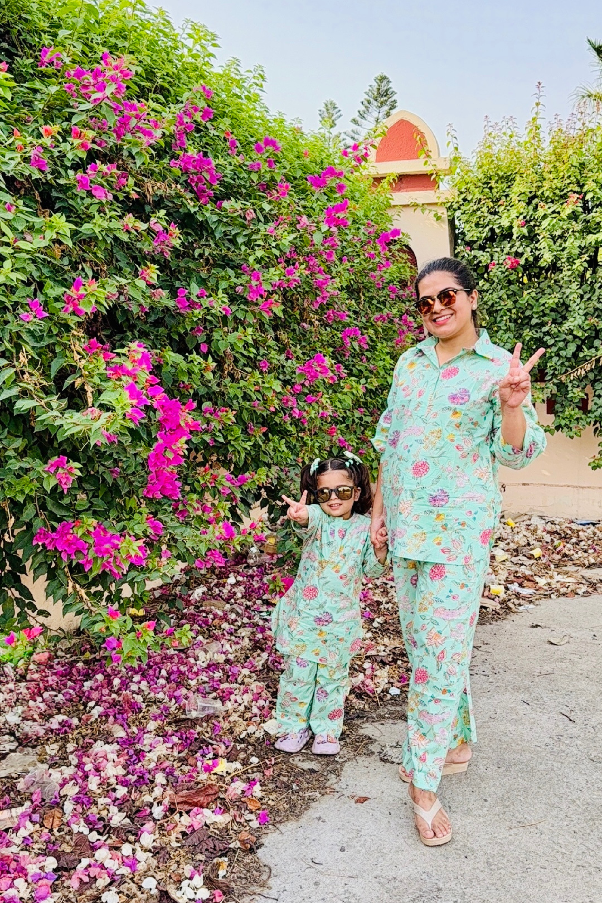 Floral Print Lounge Wear Twinning Combo