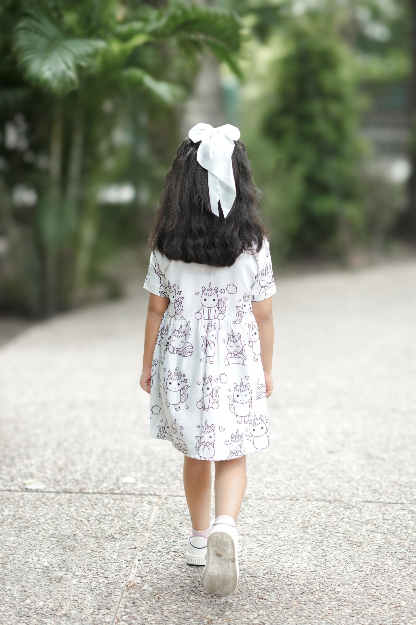 DIY Girl Coloring Frock