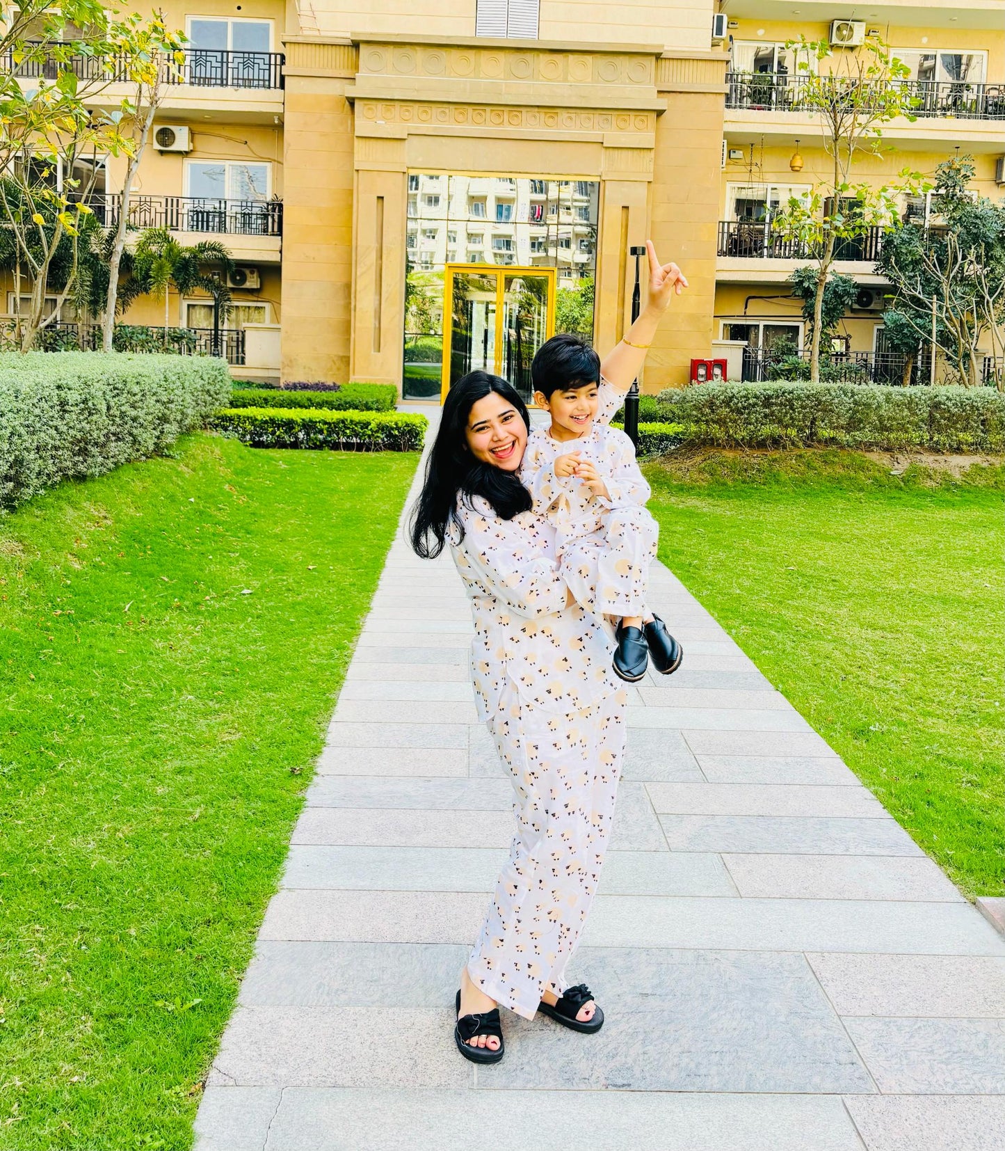 Handblock Sheep Print Mother Child Twinning Lounge Wear