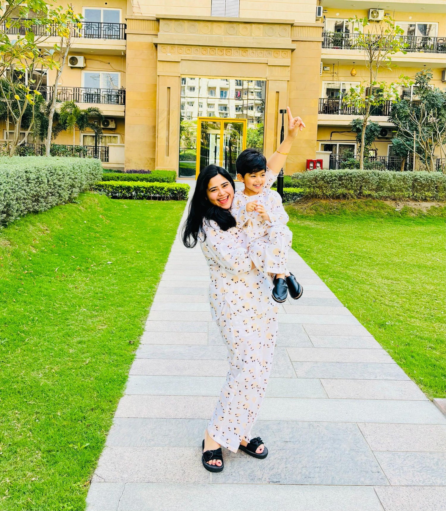 Handblock Sheep Print Mother Child Twinning Lounge Wear