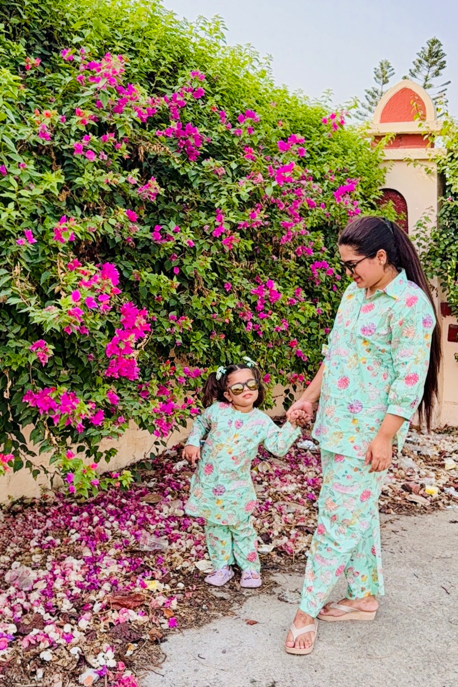 Floral Print Lounge Wear Twinning Combo